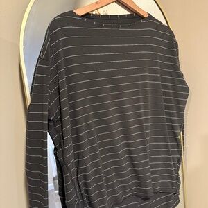 Lululemon Back In Action Long Sleeve – grey/white size 8